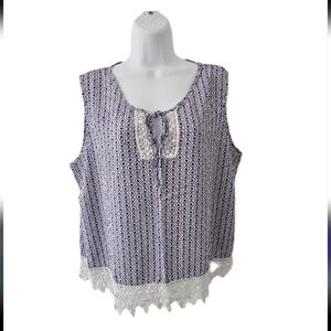 Tank top with lace detail
